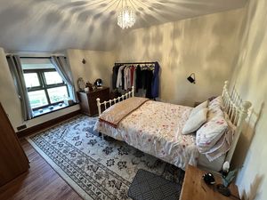 Photo 22- click for photo gallery